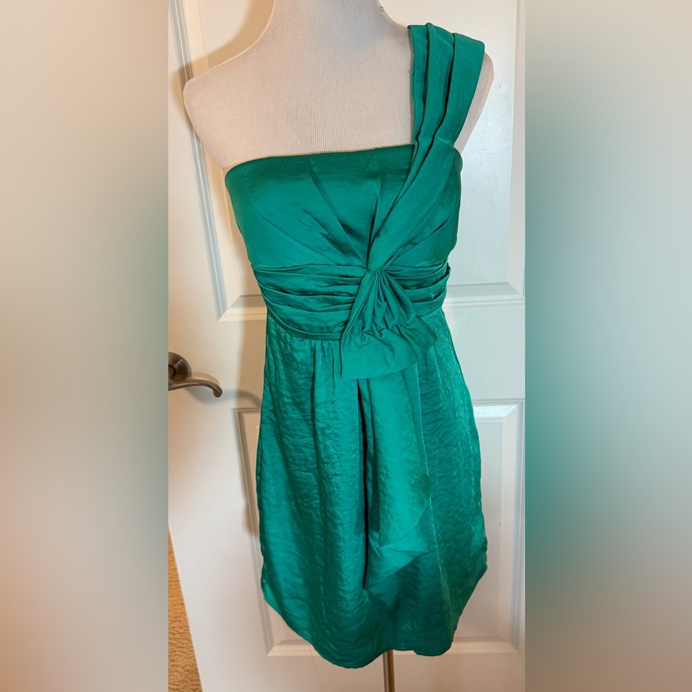 Charlotte Russe Emerald One Shoulder Cocktail Dress